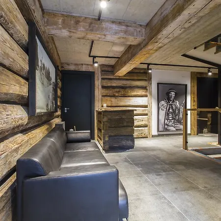 Krywan Apartment